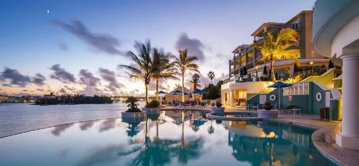 6106 hamilton princess hotel