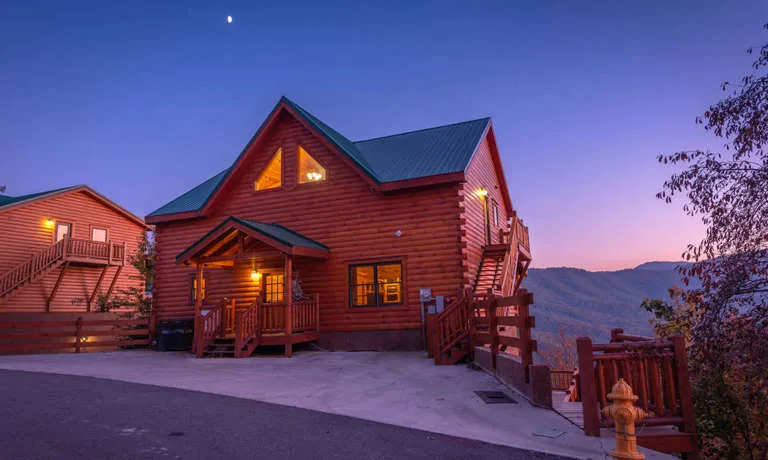 /img/6158-cabin-rental-booking.webp